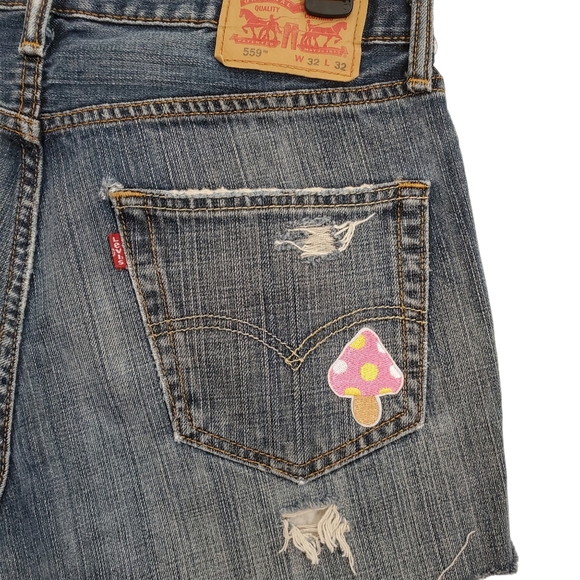 Upcycled Levi Distressed Mushroom Patch Shorts - Picture 4 of 7